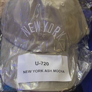 New York Ash Mocha Cap
